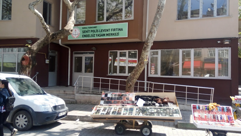 Karacabey Eğitim Kültür Merkezi